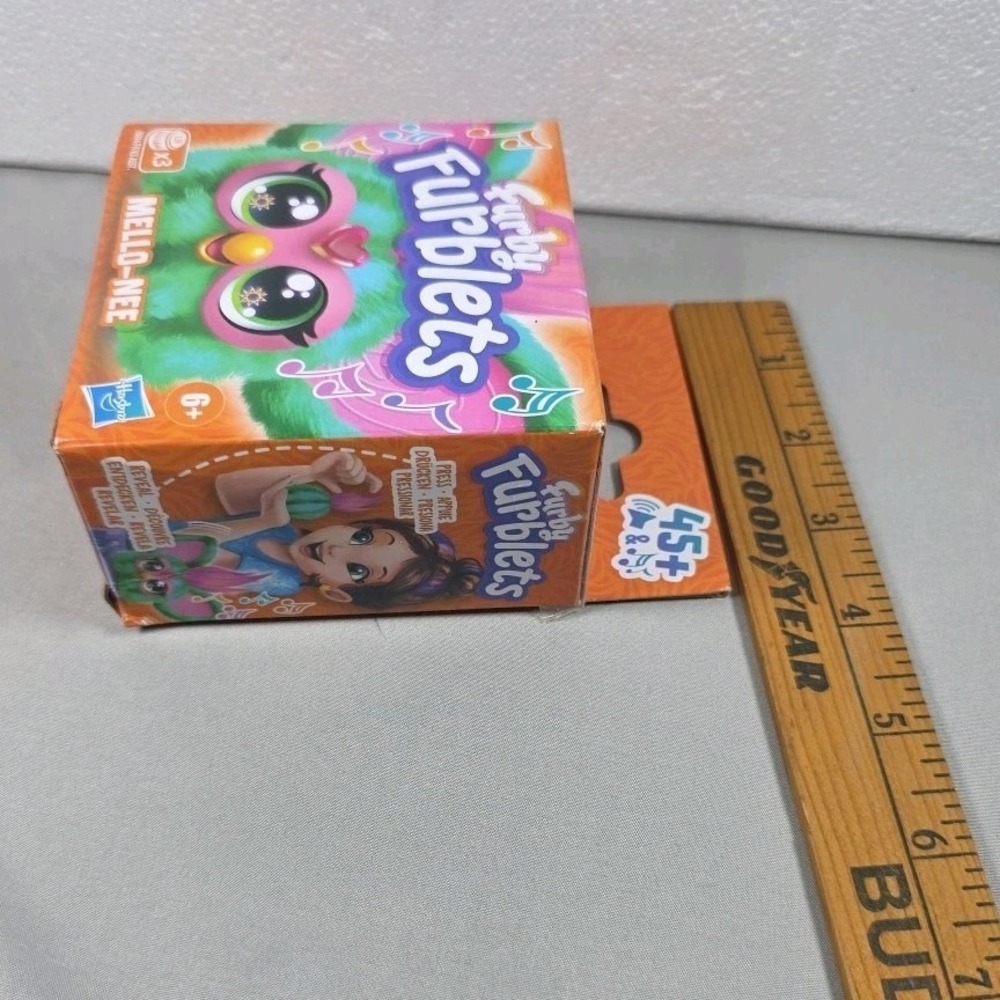 Furby Furblets‎ Mini Electronic Plush - MELLO-NEE - Picture 8 of 8